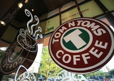 TOM N TOMS ฟรี Hand drip coffee มูลค่า 300.-